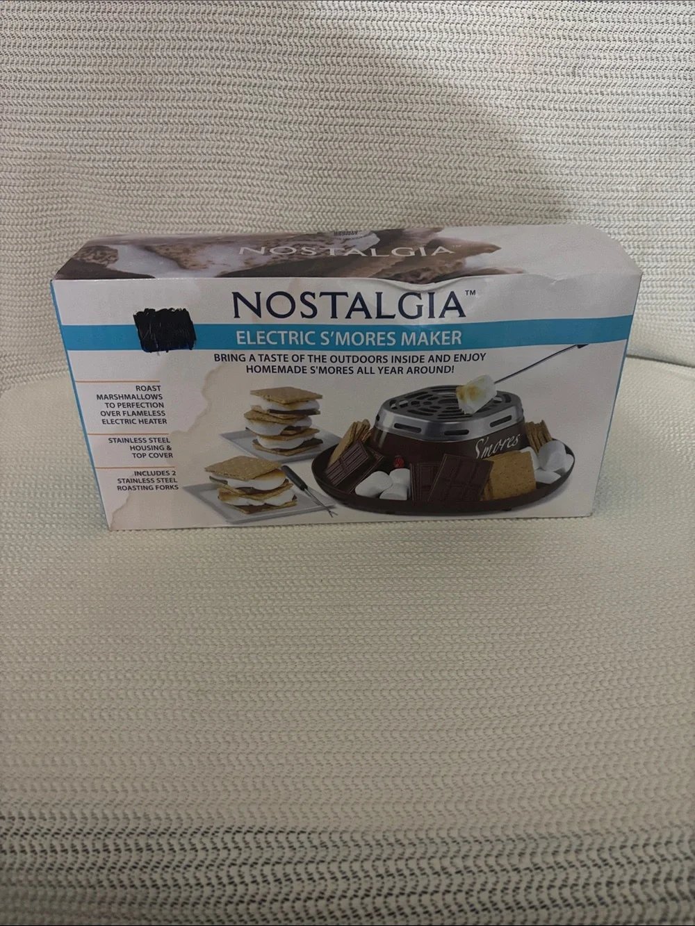 Nostalgia Brown S'mores Maker with Blue Accent